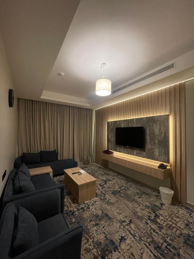 فندق Golden New Quraish